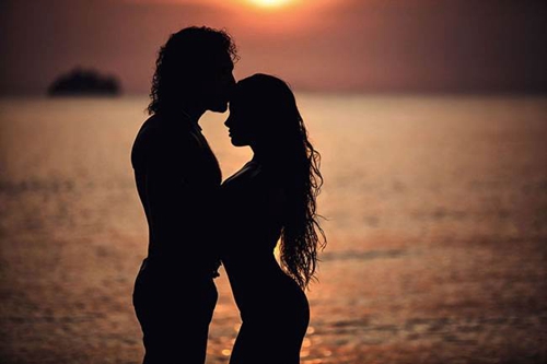 戎昱《桂州臘夜》鑒賞