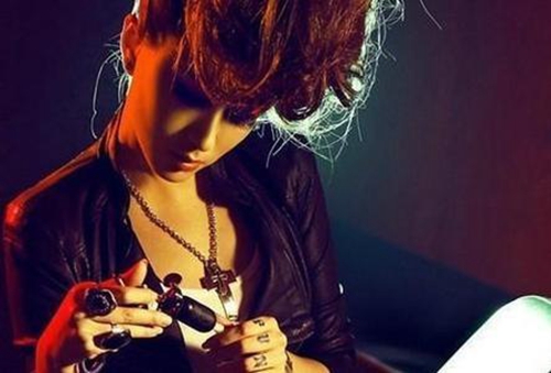 《祝福老師畫展順利的話語》精選20句